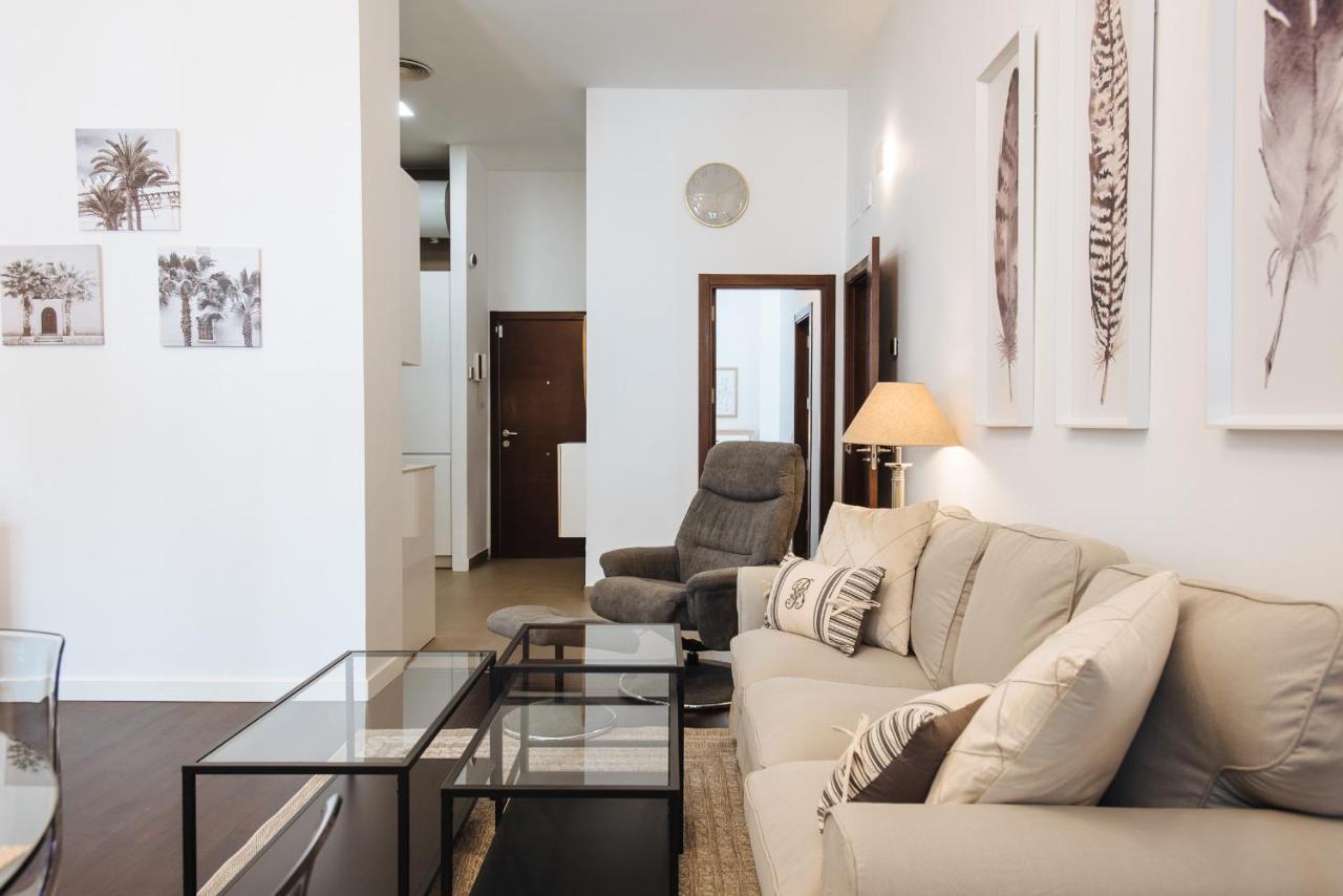 Apartamento Puerta Real - Free Parking Seville Exterior photo