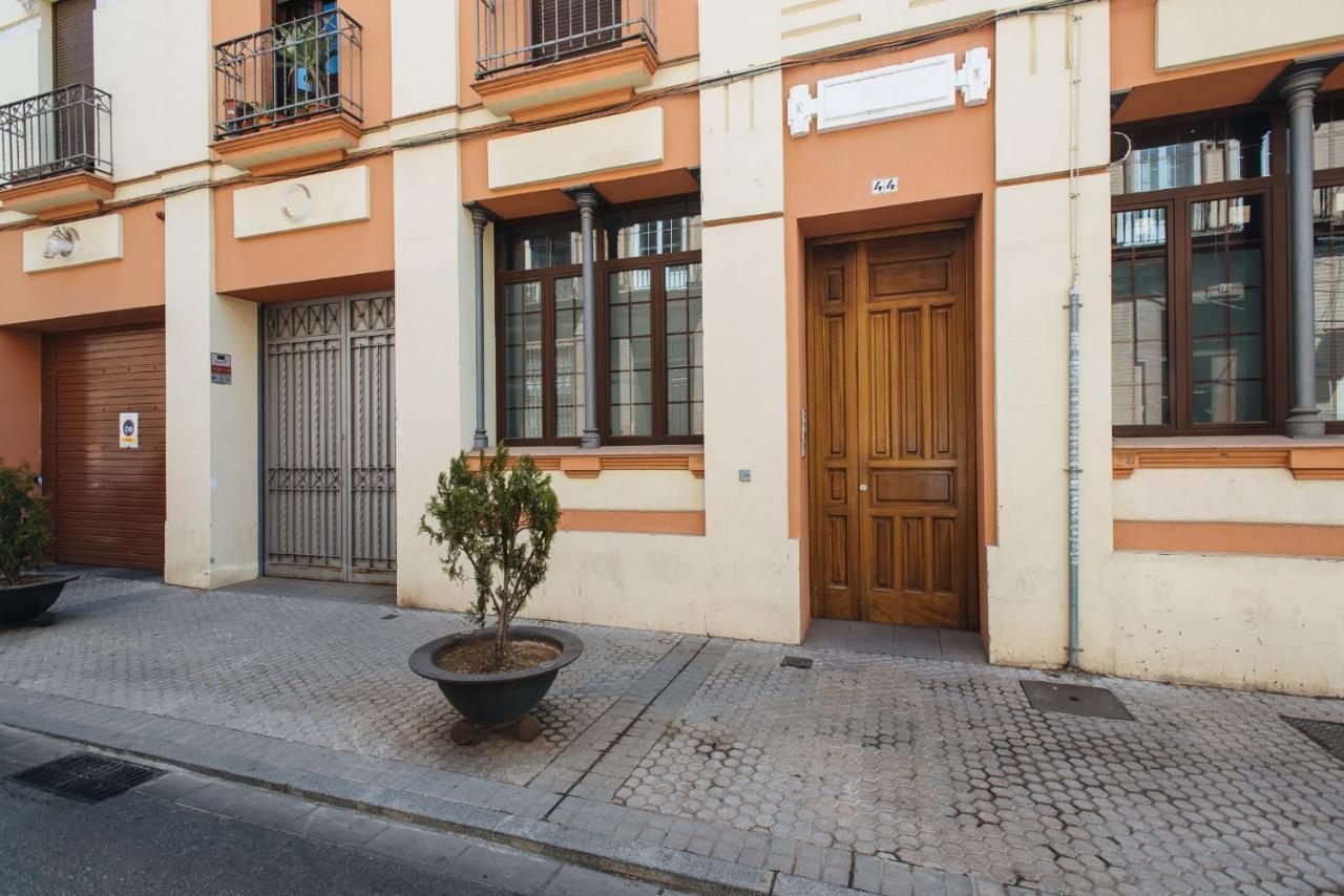 Apartamento Puerta Real - Free Parking Seville Exterior photo