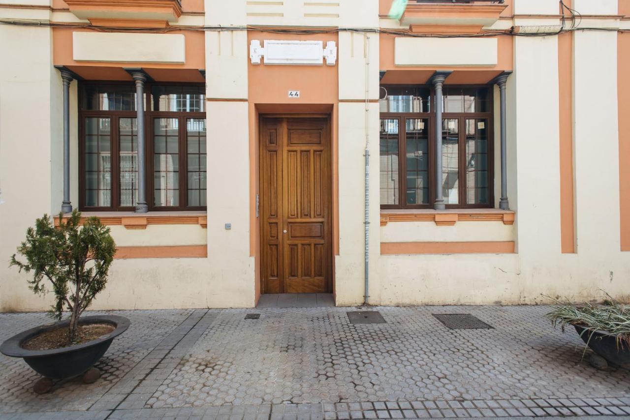 Apartamento Puerta Real - Free Parking Seville Exterior photo