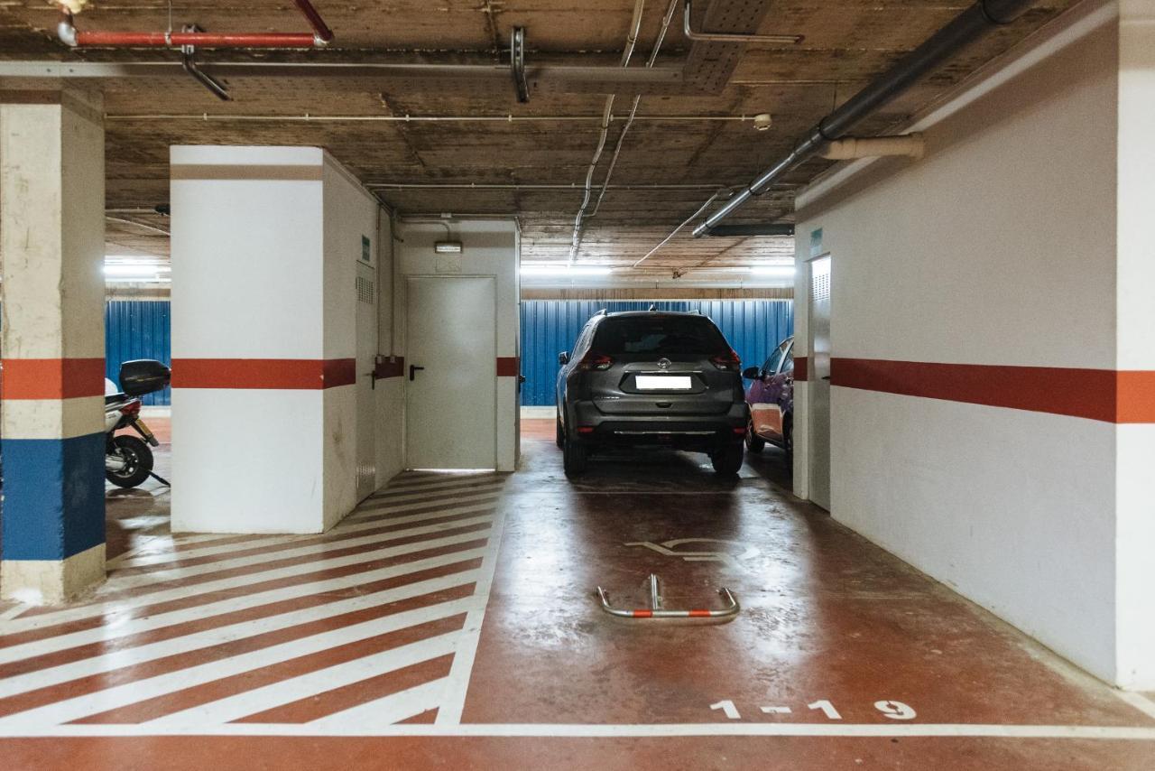 Apartamento Puerta Real - Free Parking Seville Exterior photo