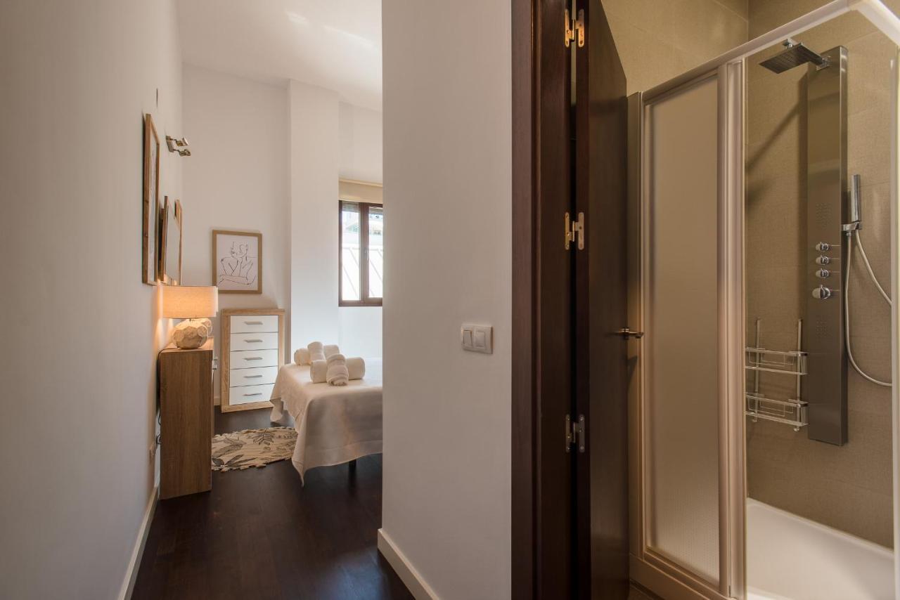 Apartamento Puerta Real - Free Parking Seville Exterior photo