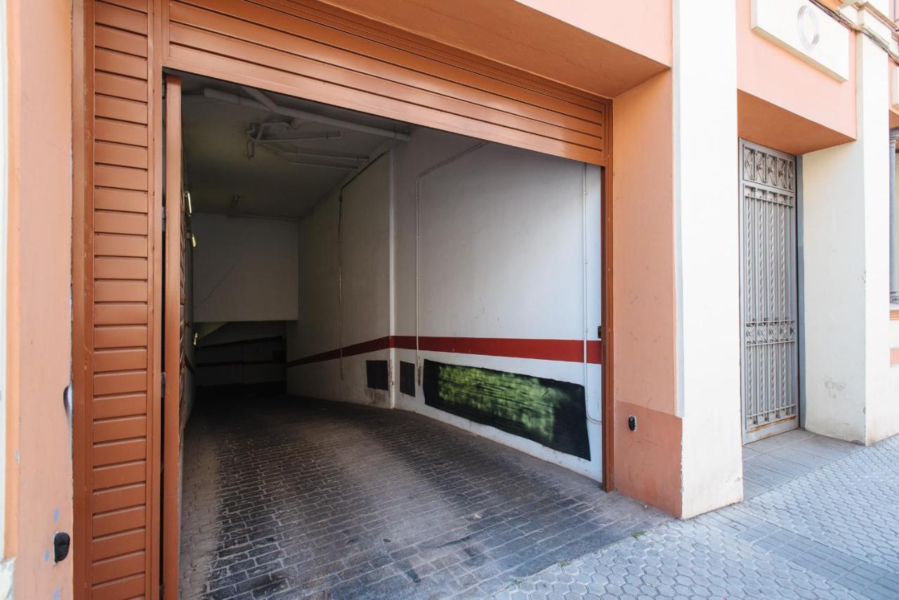 Apartamento Puerta Real - Free Parking Seville Exterior photo